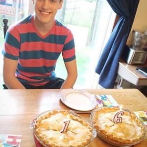 Meet your Posher, Evan